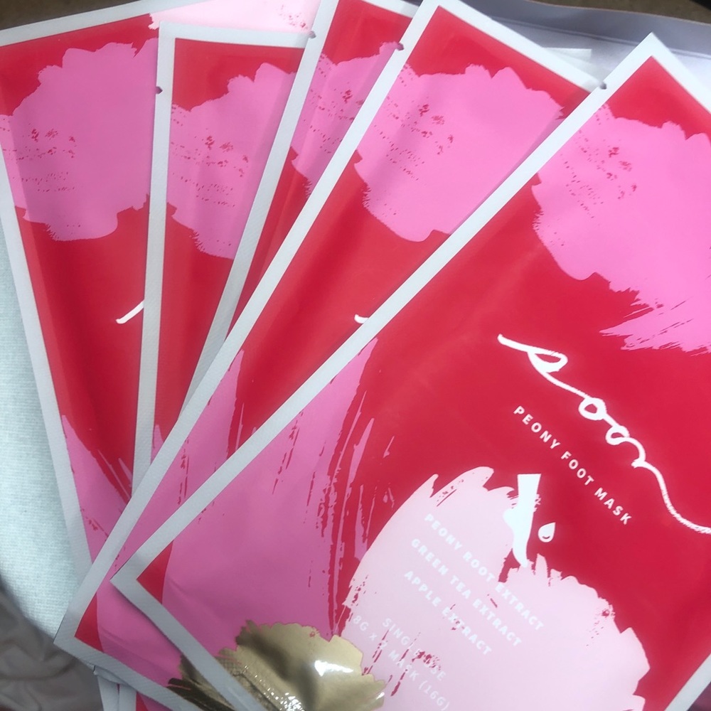 Soon Peony Foot Mask Pack Of 5